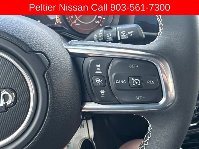 Used 2025 Jeep Wrangler Unlimited Sahara w/ Safety Group AWD/4WD image 14