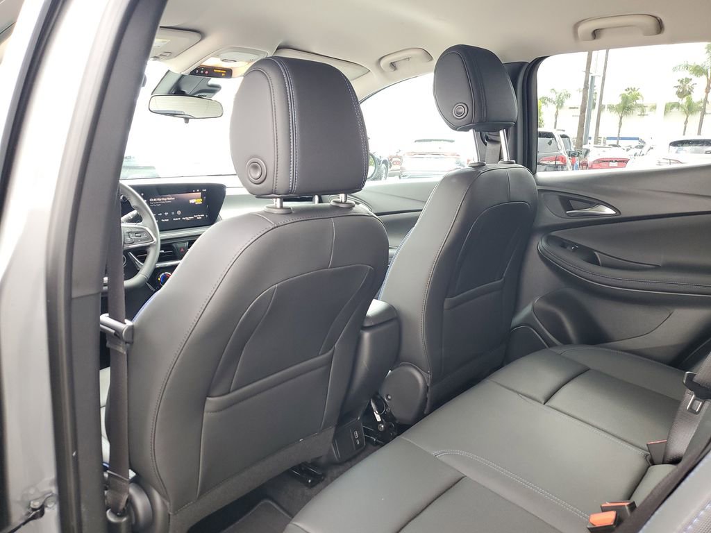 Used 2026 Buick Encore GX Sport Touring image 12