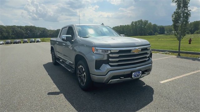 New 2026 Chevrolet Silverado 1500 High Country w/ Technology Package image 3