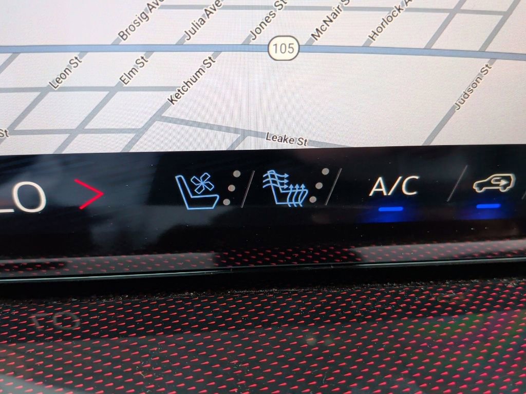 New 2026 Chevrolet Traverse RS image 27