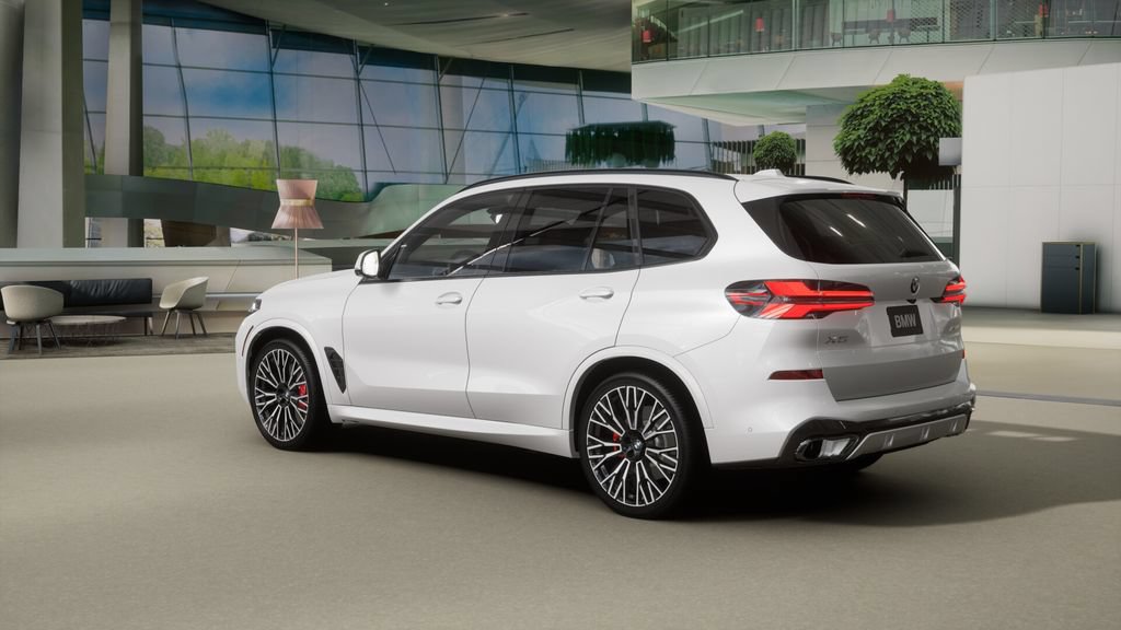 Used 2026 BMW X5 sDrive40i w/ M Sport Package RWD image 31