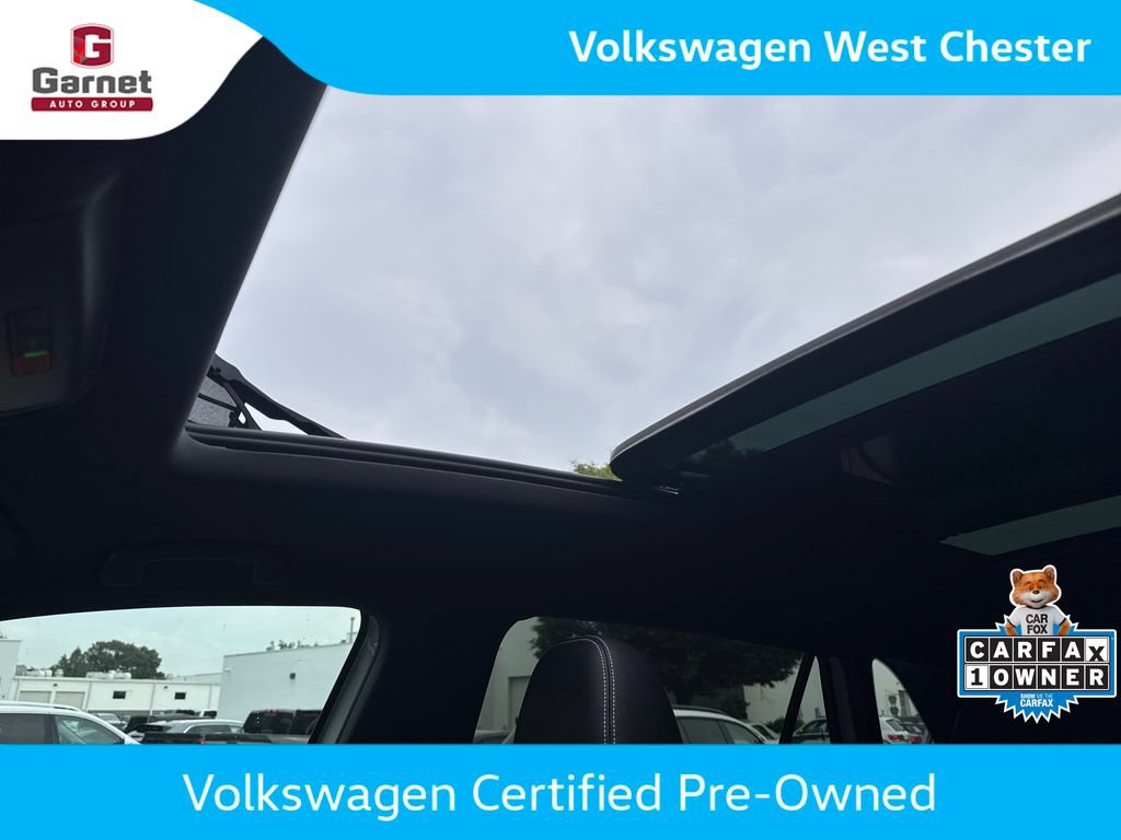 Certified 2023 Volkswagen Atlas Cross Sport SEL R-Line AWD/4WD image 24