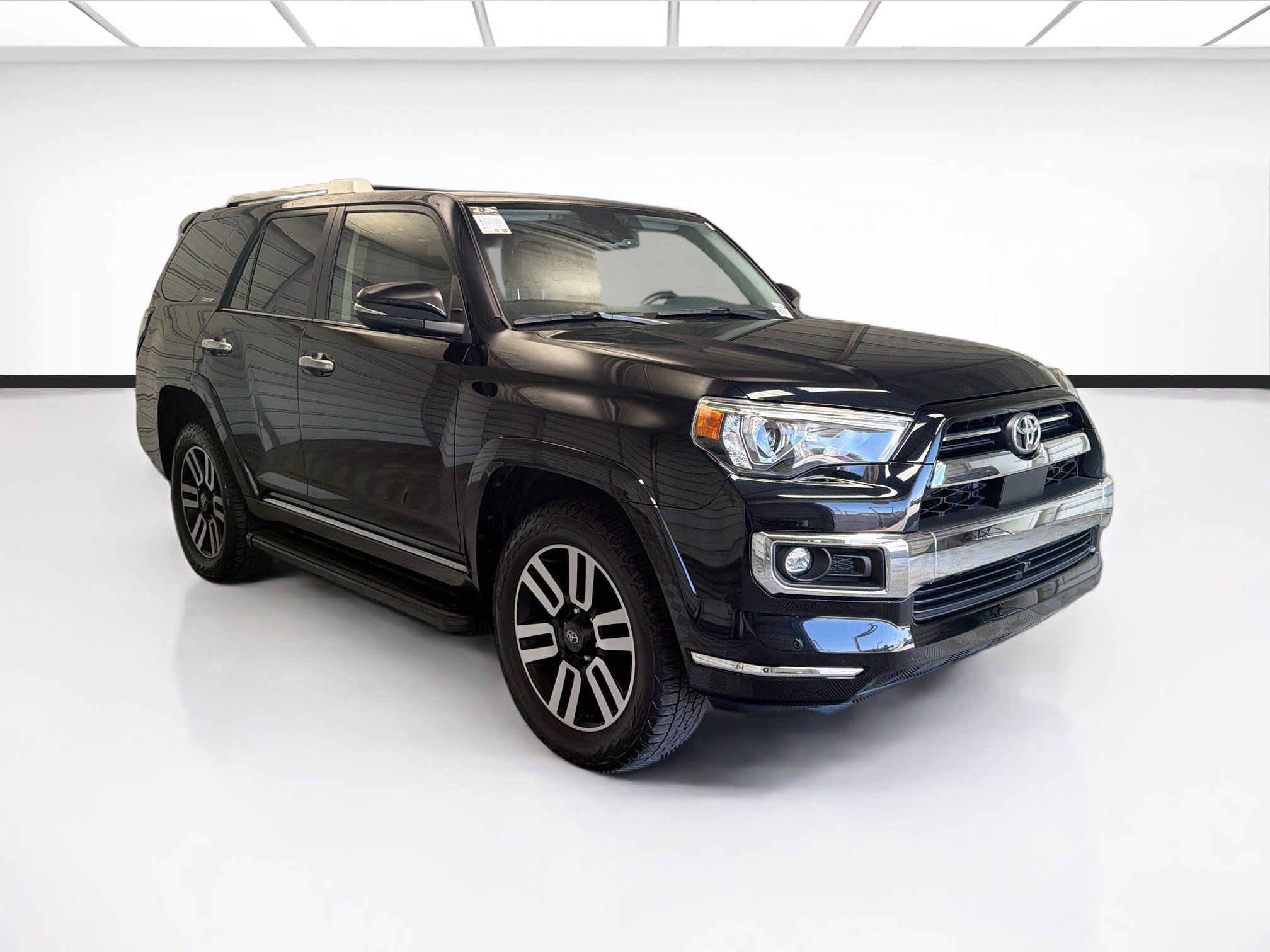 Used 2024 Toyota 4Runner Limited AWD/4WD image 3