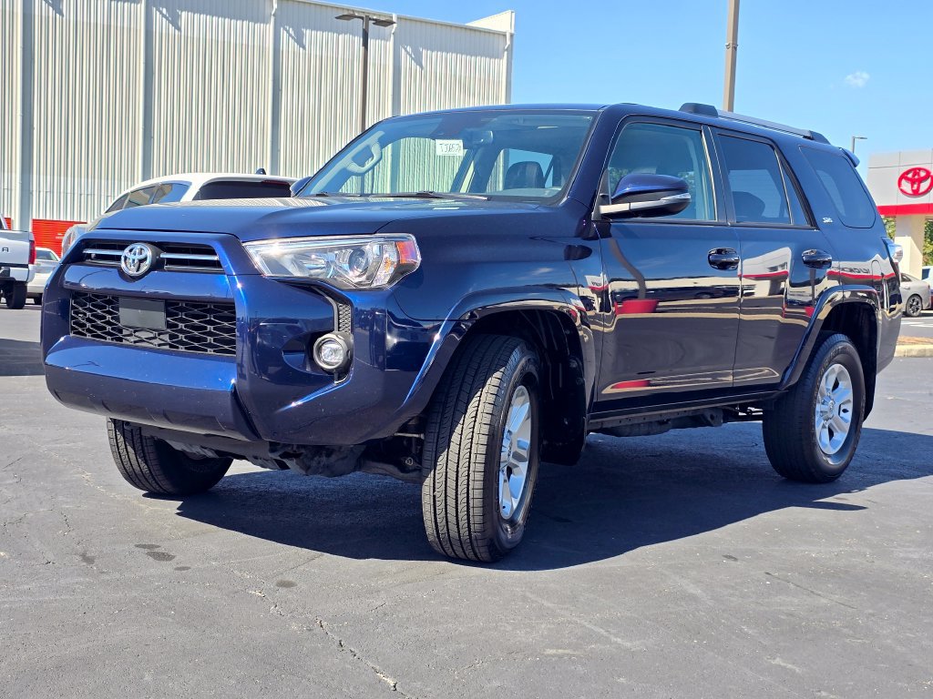 Used 2024 Toyota 4Runner SR5 Premium w/ Moonroof Package AWD/4WD image 3