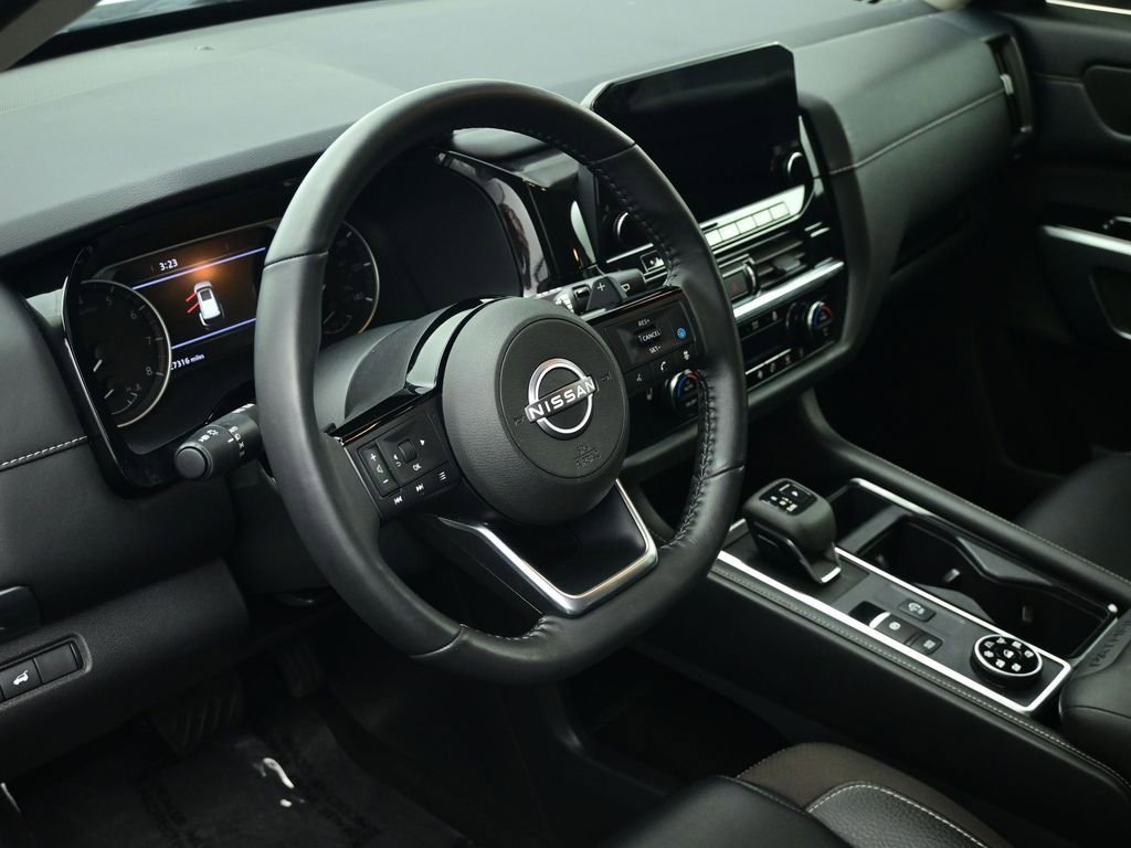 Used 2024 Nissan Pathfinder SL image 52