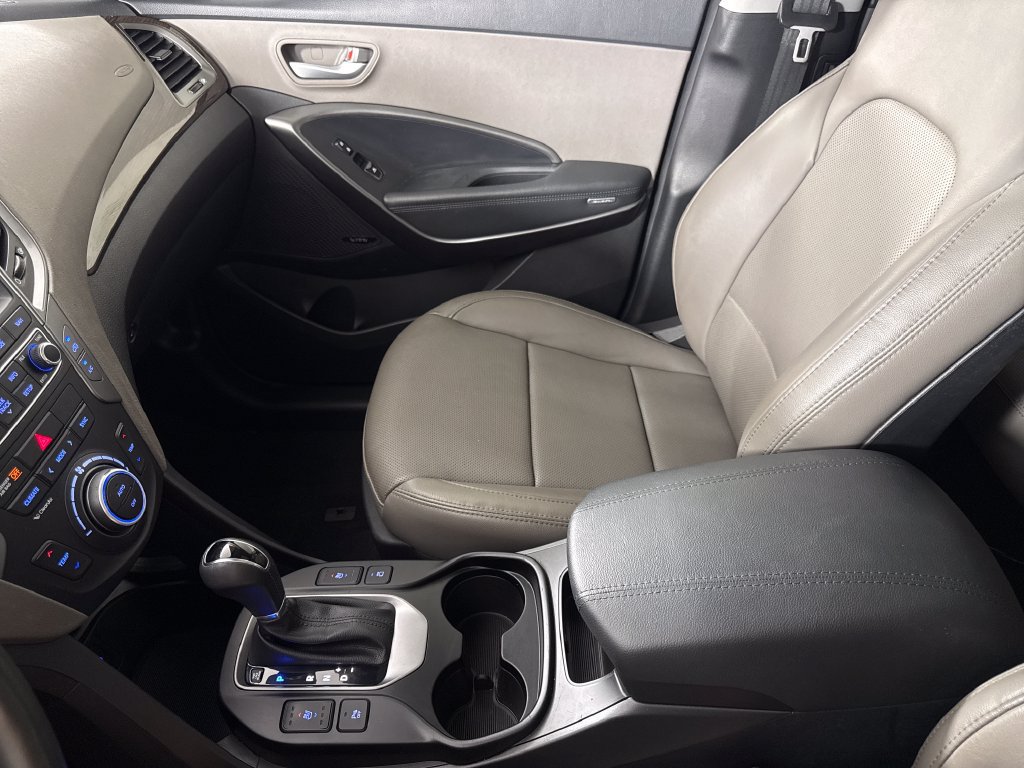 Used 2017 Hyundai Santa Fe Sport FWD image 22