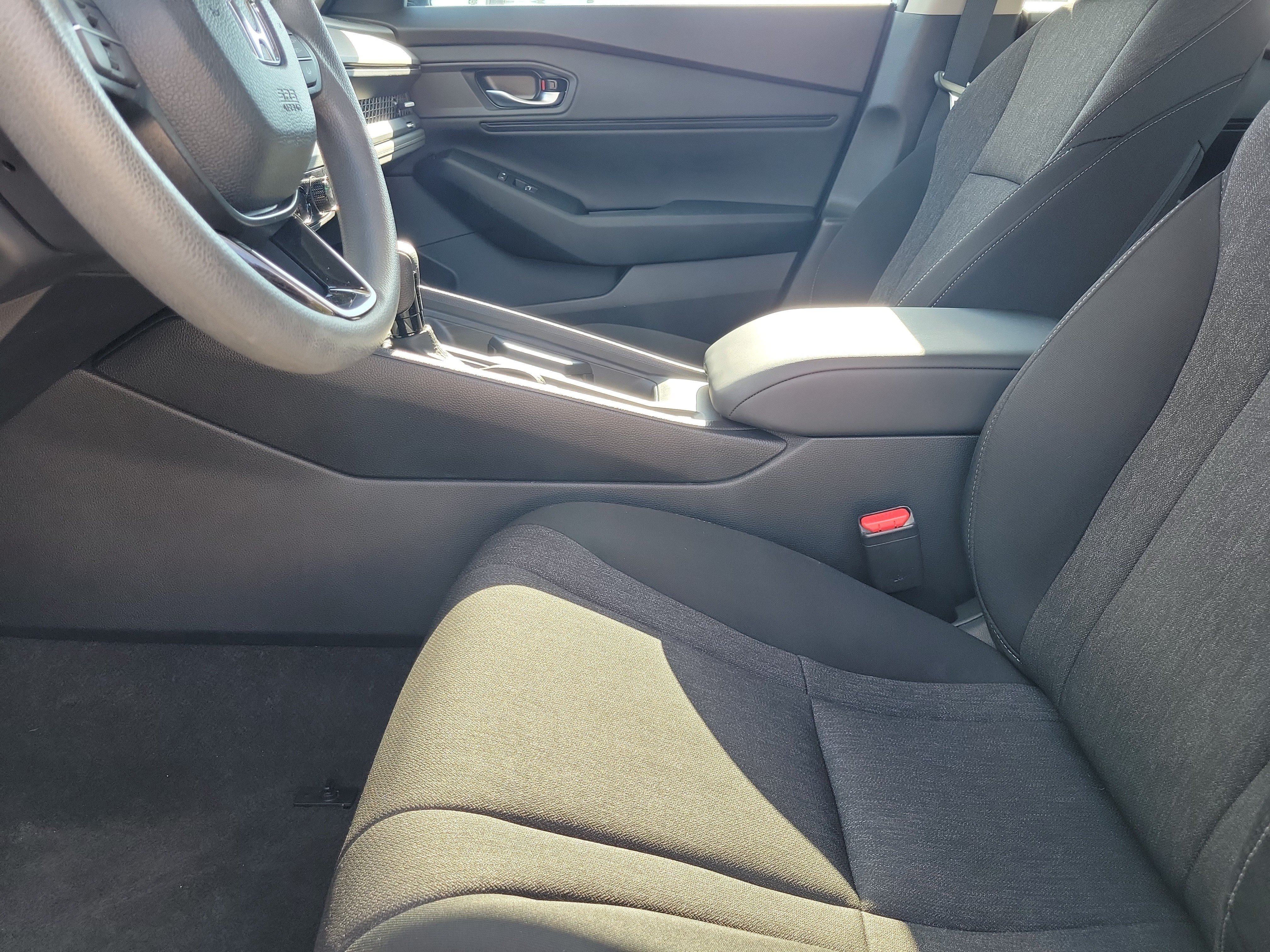 Used 2024 Honda Accord EX image 18
