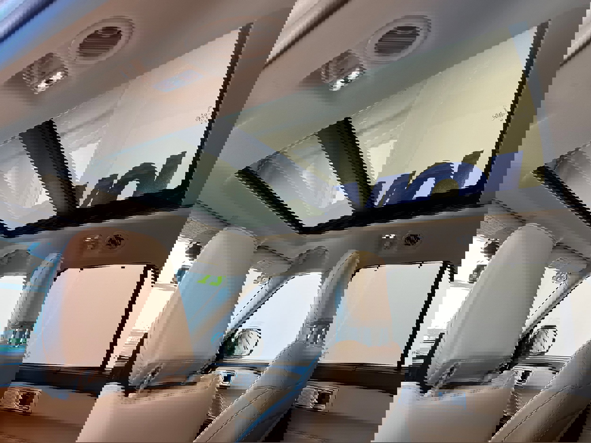 Used 2021 Ford Explorer Platinum w/ Equipment Group 601A image 19