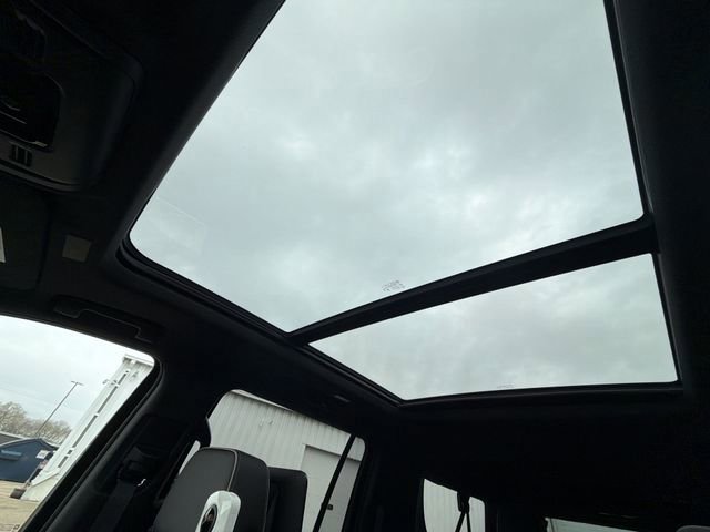 New 2026 GMC Yukon XL Elevation w/ Elevation Premium Package image 19