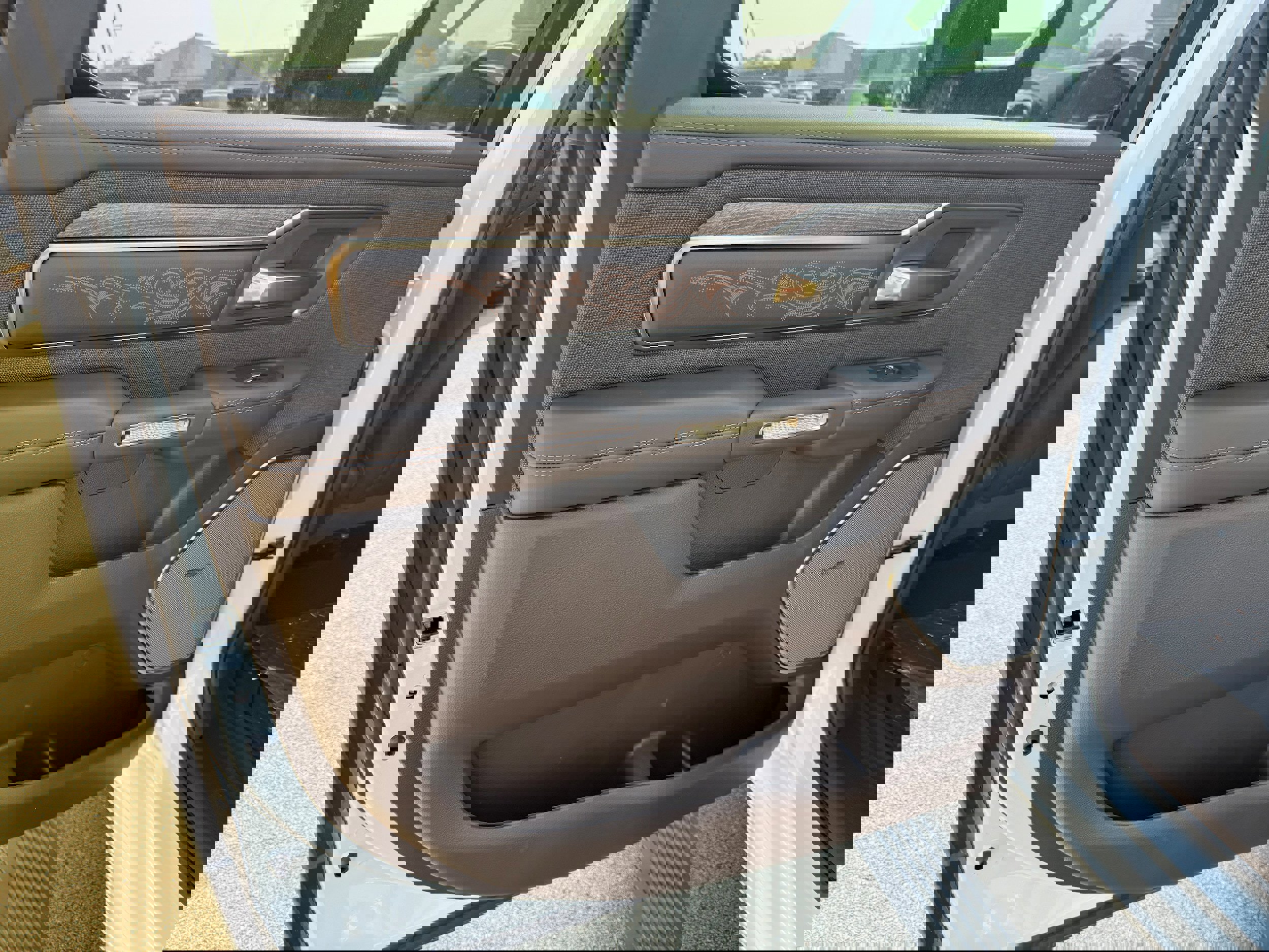 New 2025 RAM 1500 Limited image 12