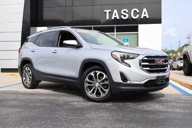 Used 2020 GMC Terrain SLT w/ GMC Pro Grade Package