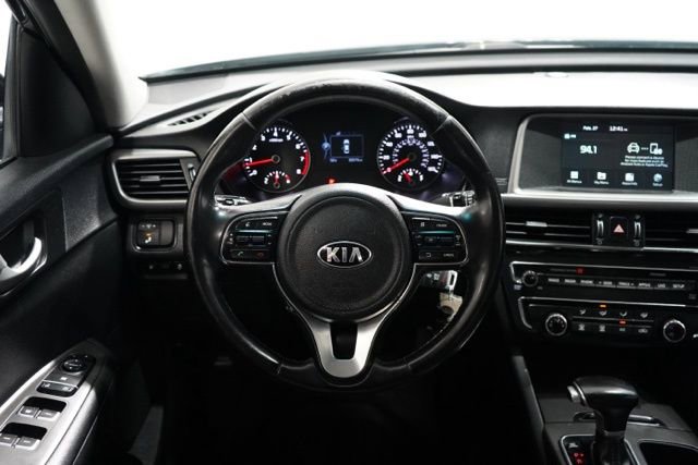 Used 2018 Kia Optima S image 13