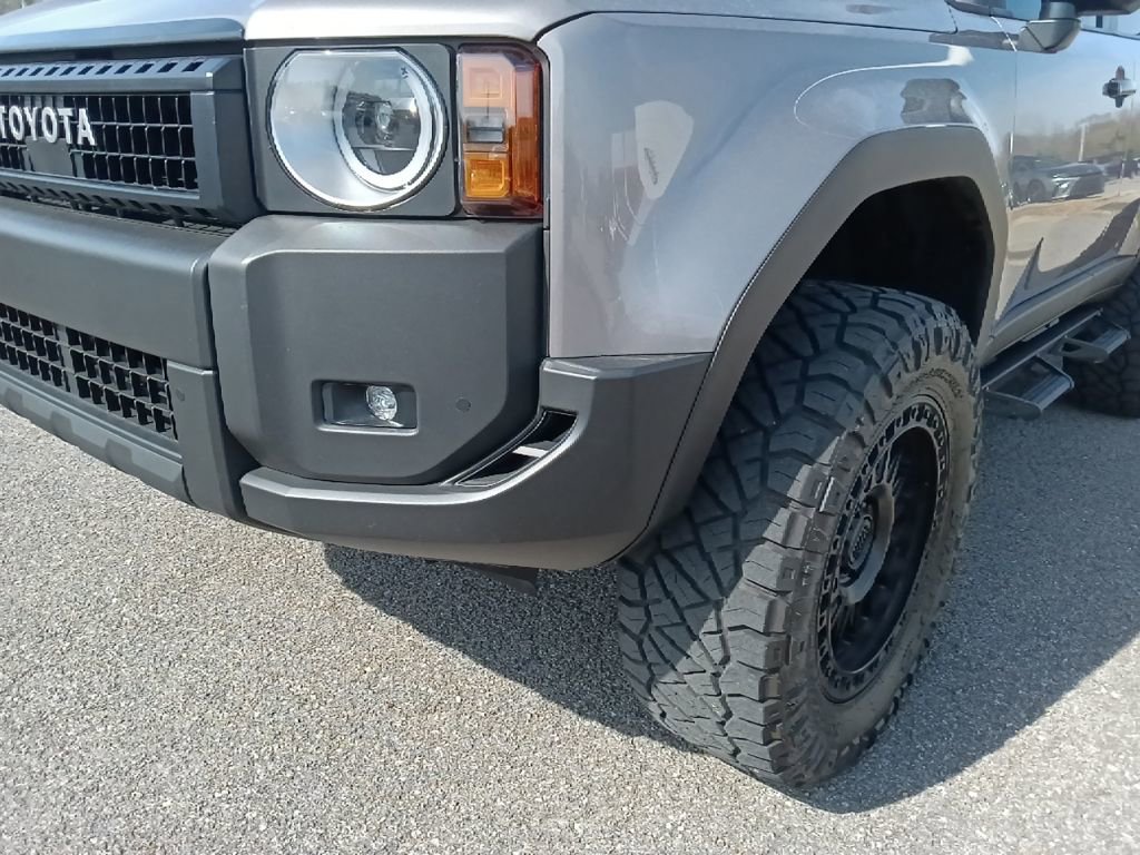 Used 2025 Toyota Land Cruiser 1958 image 9