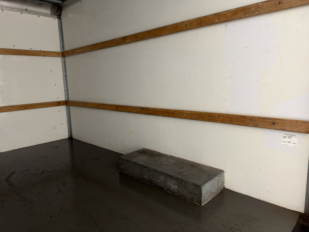 Used 2013 GMC Savana 3500 RWD image 13