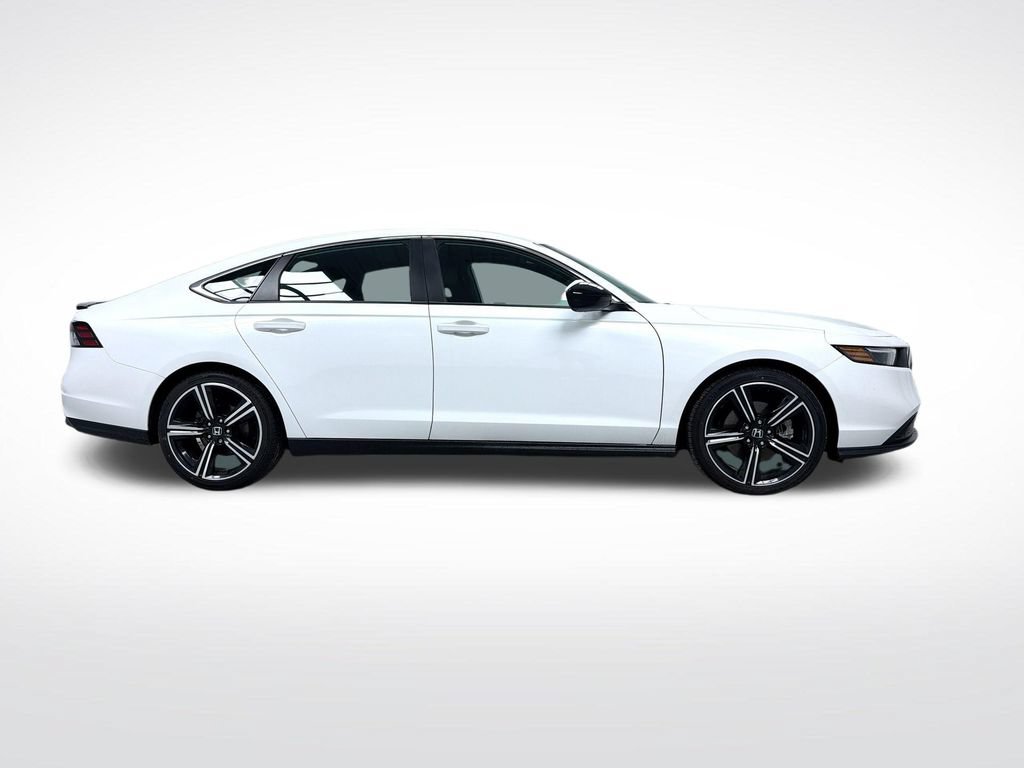 Used 2024 Honda Accord Sport image 12