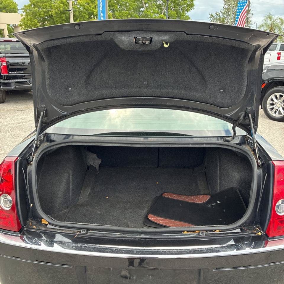 Used 2008 Chrysler 300 Limited RWD image 12