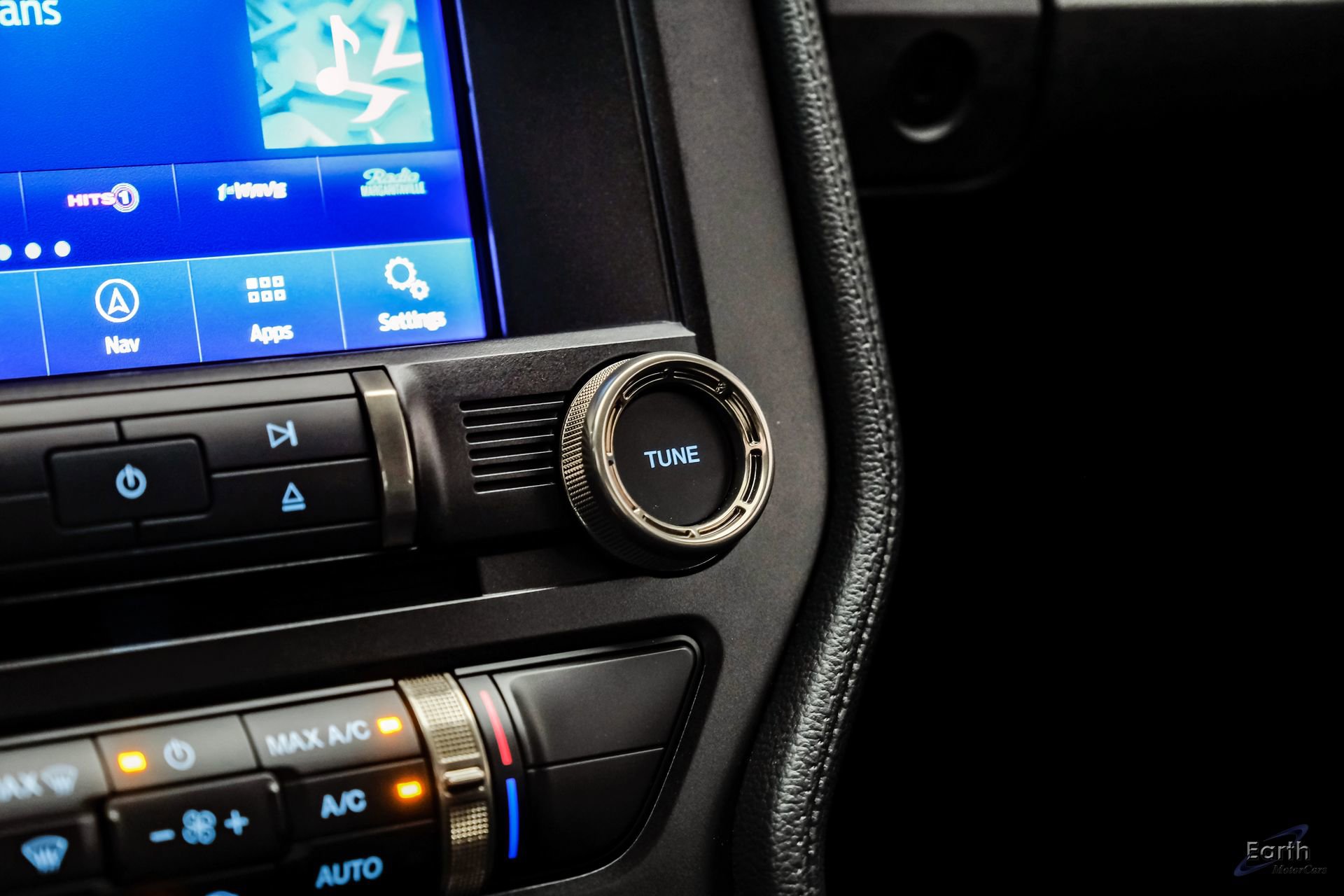 Used 2021 Ford Mustang Shelby GT500 w/ Carbon Fiber Track Pack image 69