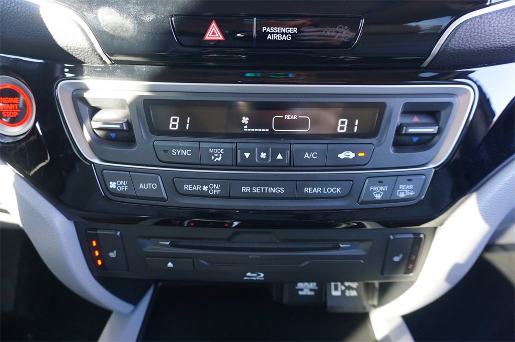 Used 2022 Honda Pilot Touring image 13