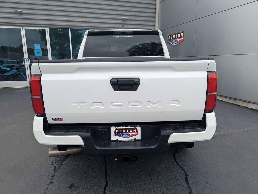 Used 2025 Toyota Tacoma SR5 RWD image 4