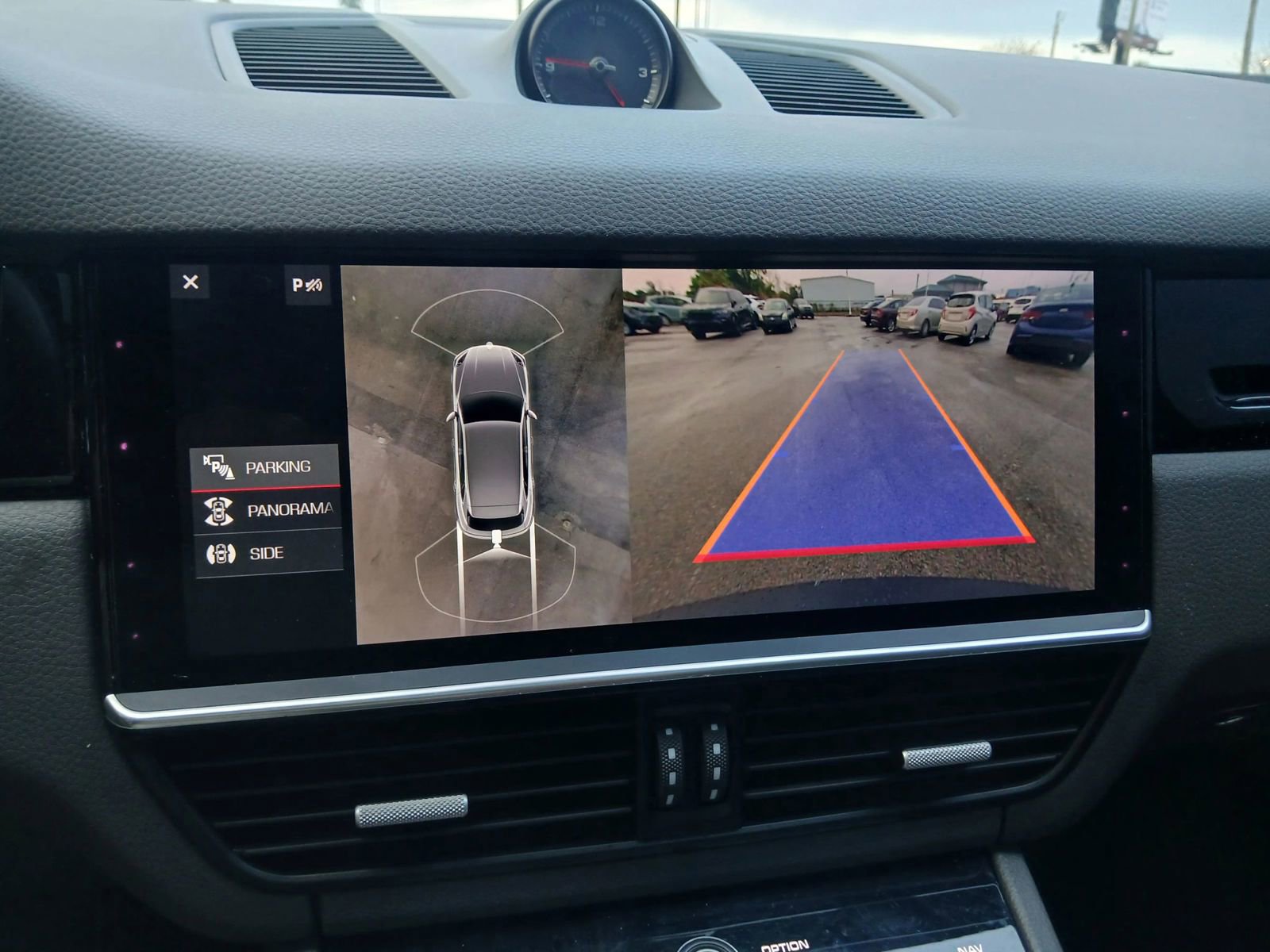 Used 2019 Porsche Cayenne image 33