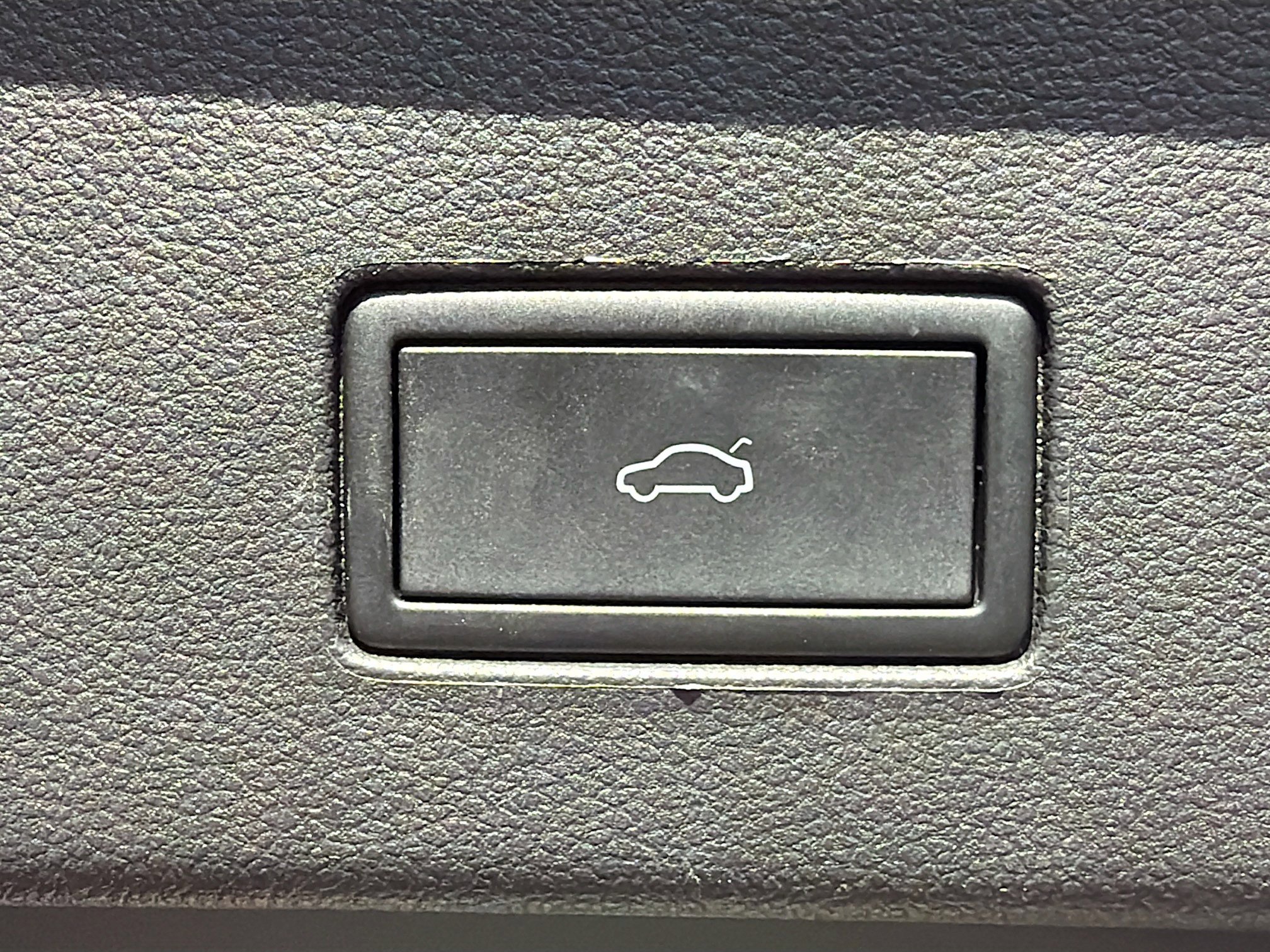 Used 2023 Volkswagen Atlas Cross Sport SEL Premium R-Line image 13