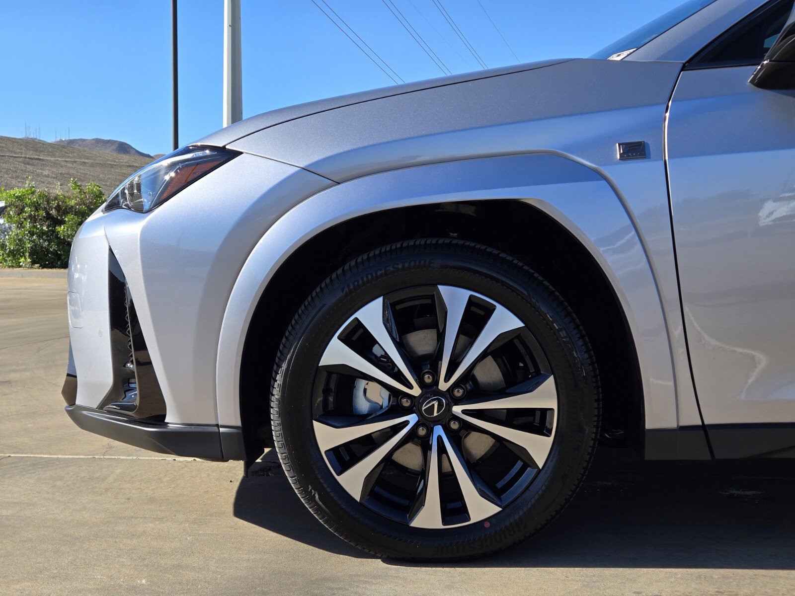 New 2026 Lexus UX 300h AWD image 5