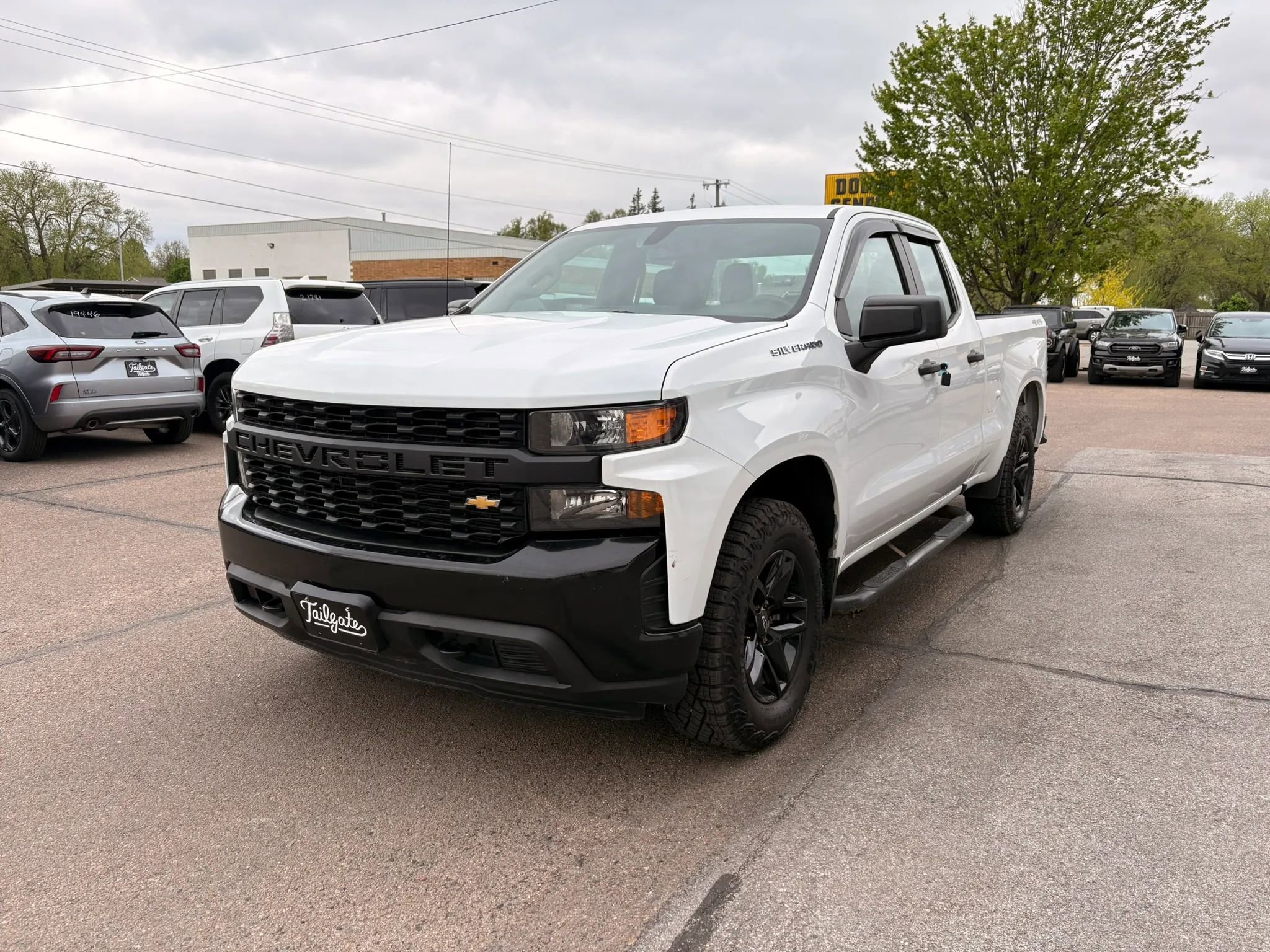 Used 2019 Chevrolet Silverado 1500 W/T w/ WT Fleet Convenience Package AWD/4WD image 3