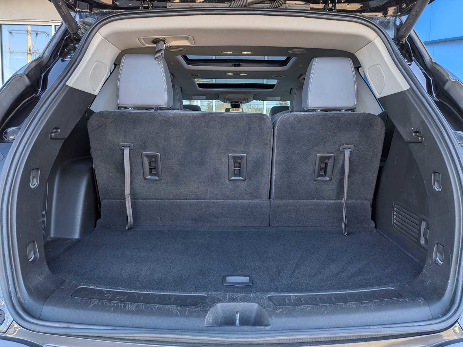 Used 2020 Buick Enclave Essence w/ Sound and Sites Package image 35