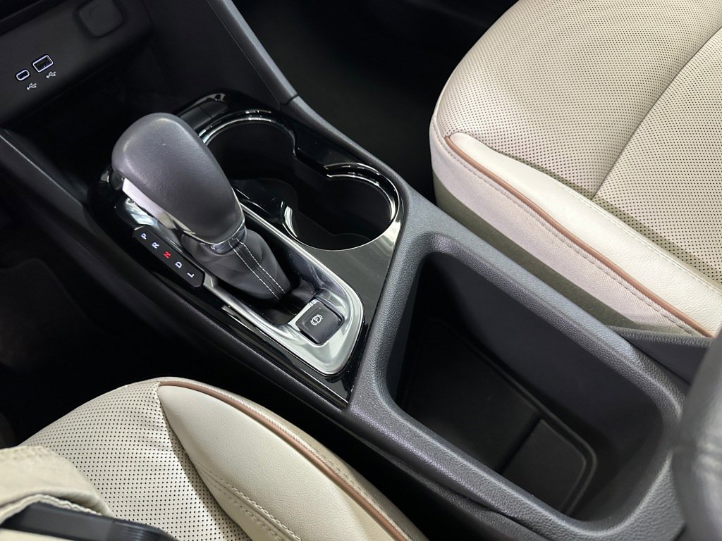 Certified 2024 Buick Encore GX Avenir w/ Avenir Convenience Package image 16