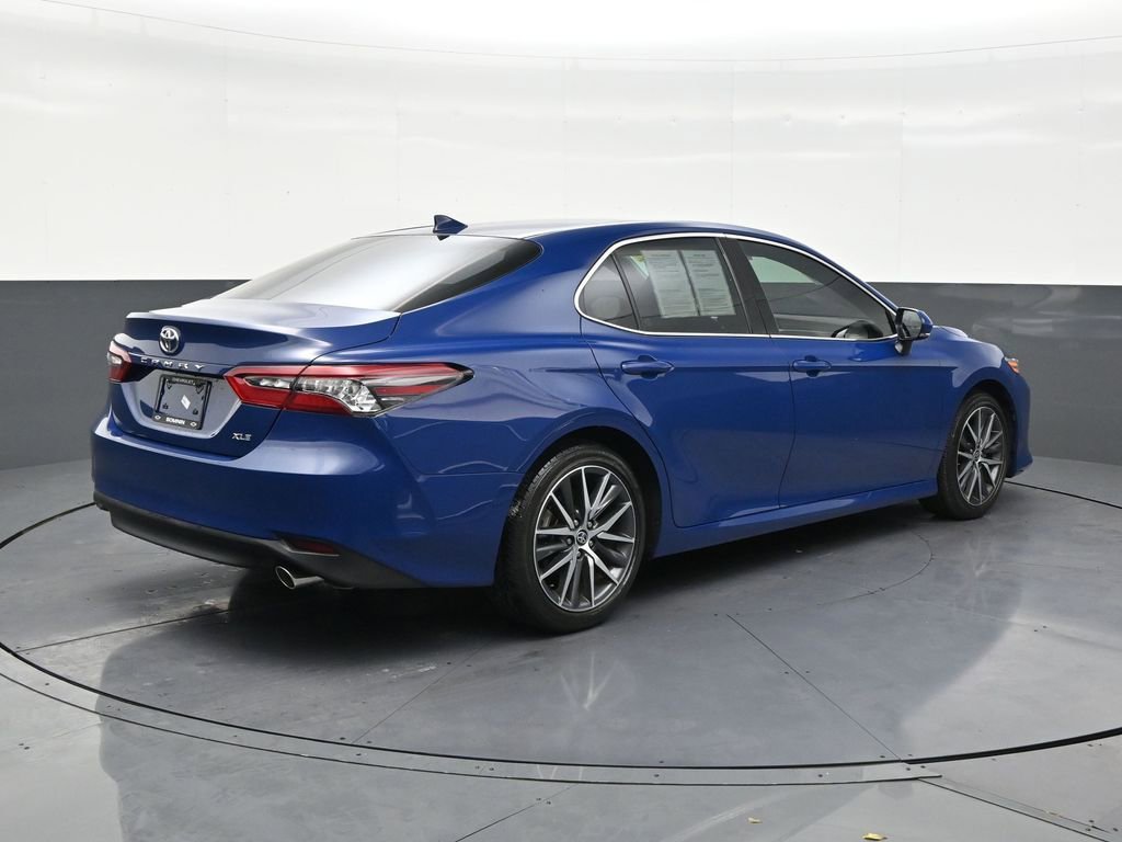 Used 2024 Toyota Camry XLE image 5