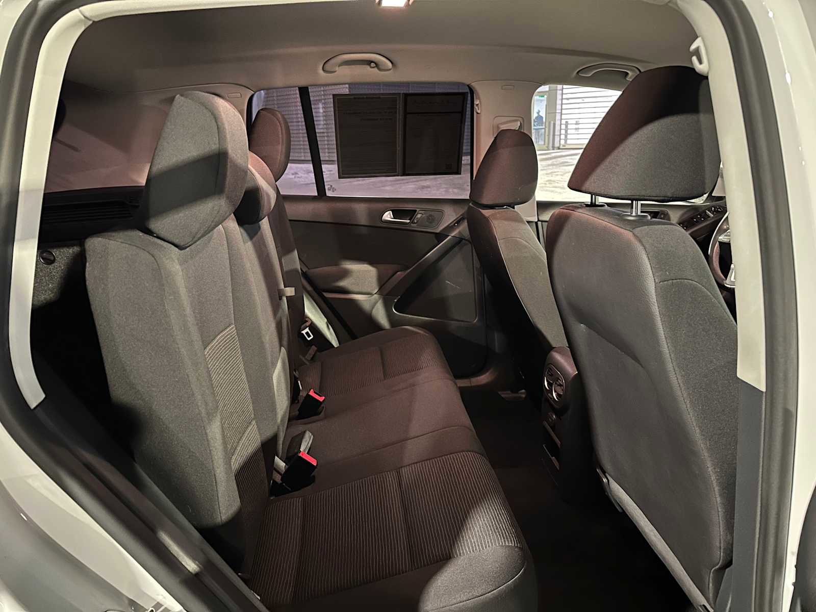 Used 2017 Volkswagen Tiguan S image 12