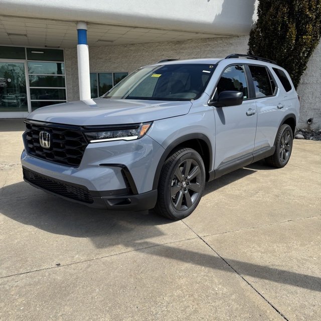 New 2025 Honda Pilot Sport image 6