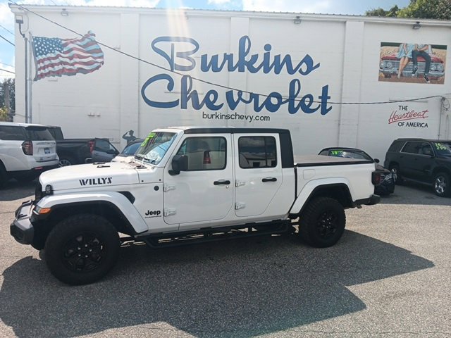 Used 2023 Jeep Gladiator Sport