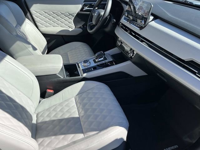 Used 2024 Mitsubishi Outlander SEL AWD/4WD image 27