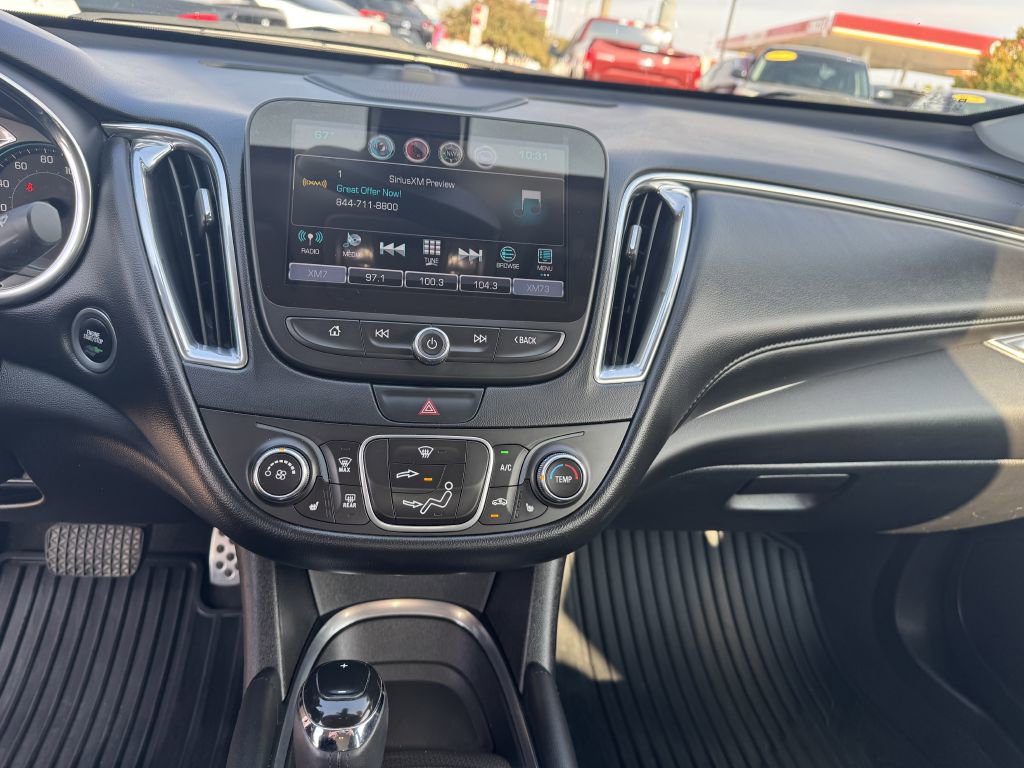 Used 2016 Chevrolet Malibu LT w/ Leather Package image 28