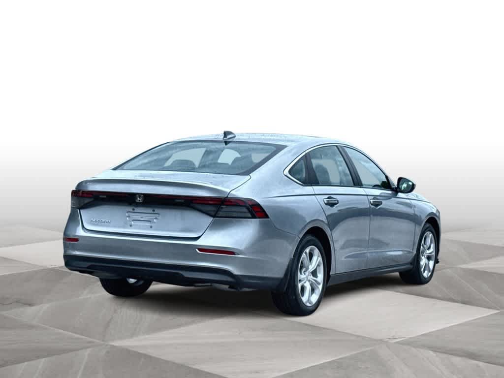 Used 2025 Honda Accord LX image 8
