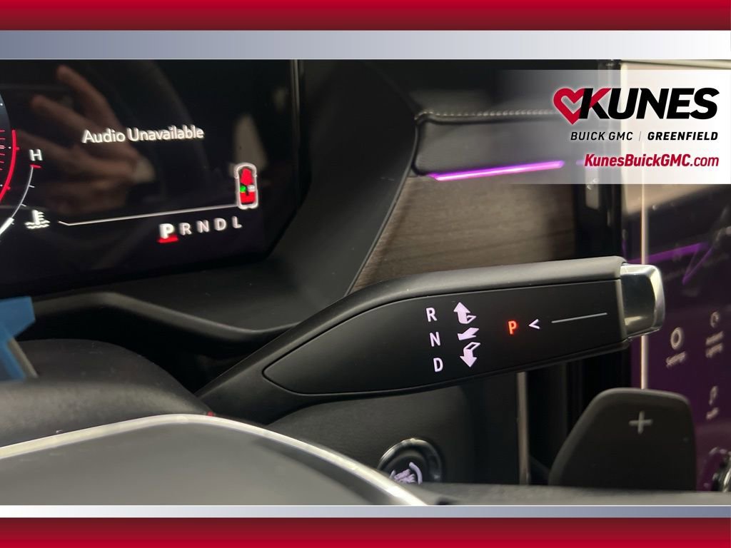 New 2026 GMC Acadia Denali Ultimate w/ LPO, Floor Liner Package AWD/4WD image 20
