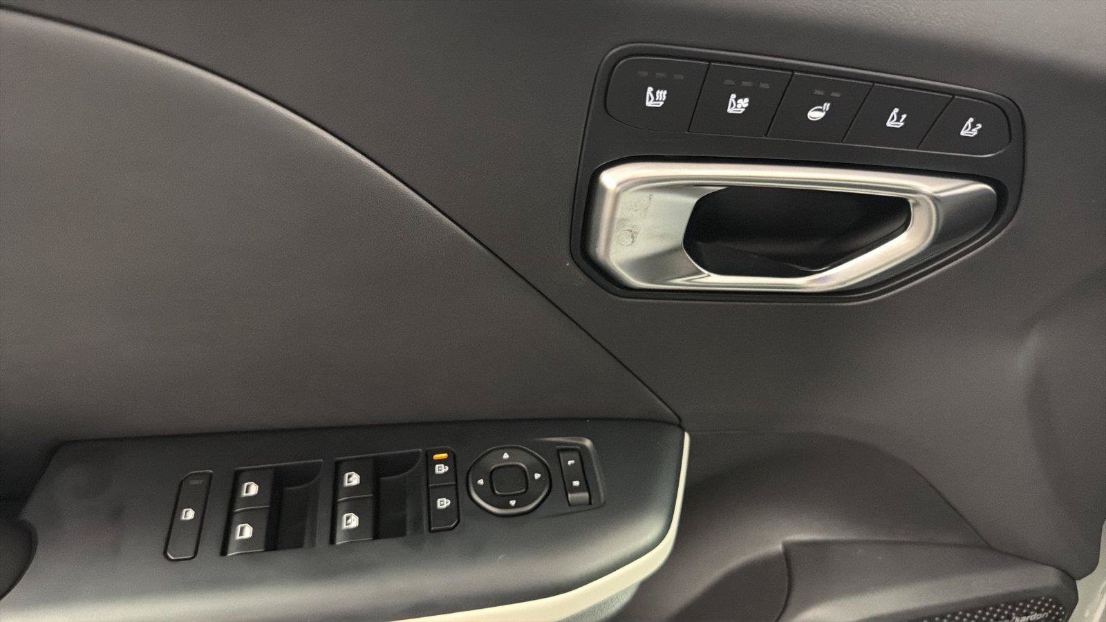 New 2026 Kia K4 GT-Line FWD image 23