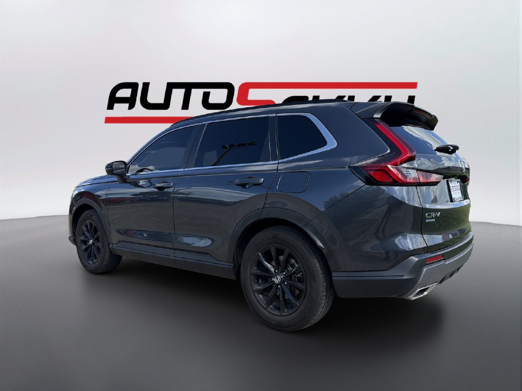 Used 2025 Honda CR-V Sport image 4