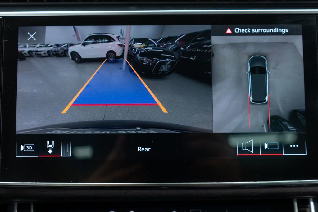 Used 2023 Audi Q7 3.0T Premium image 24