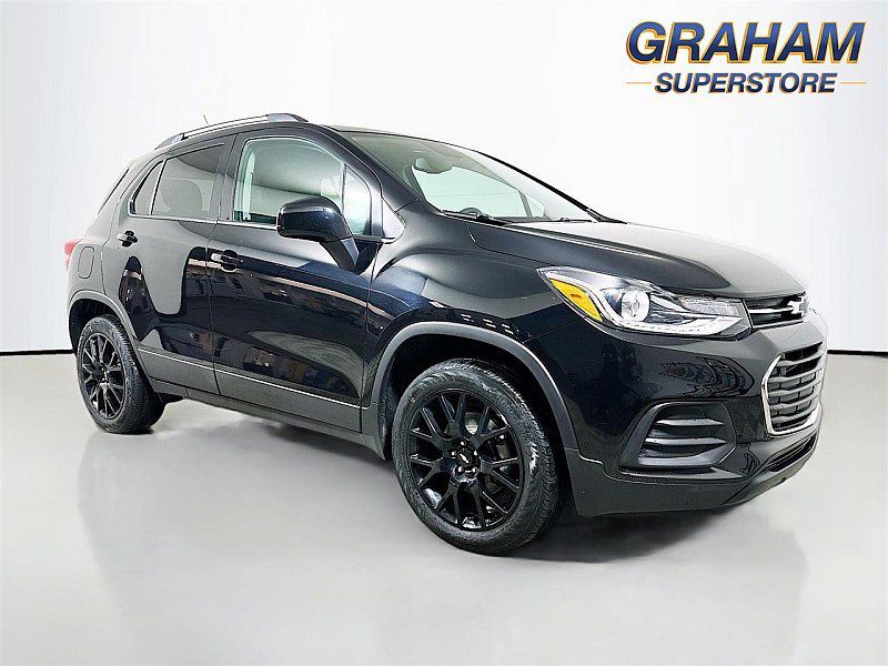 Used 2022 Chevrolet Trax LT w/ Midnight Edition