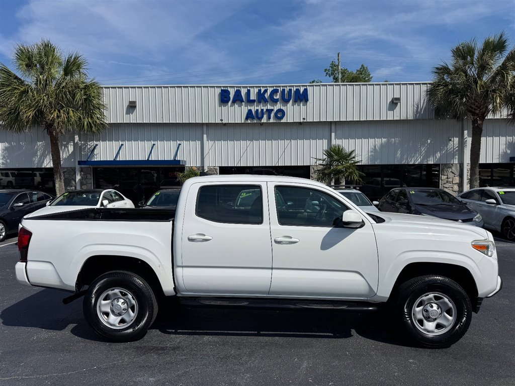 Used 2018 Toyota Tacoma SR RWD image 1