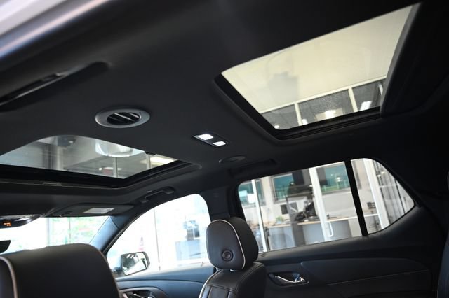 Used 2022 Chevrolet Traverse Premier w/ LPO, Floor Liner Package AWD/4WD image 21