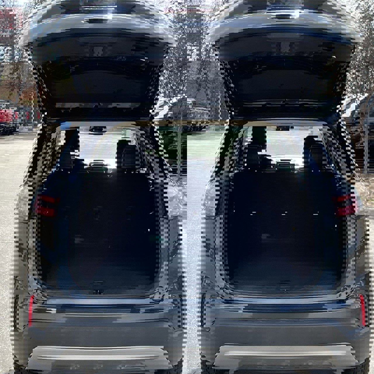 Used 2024 Ford Edge SEL image 25