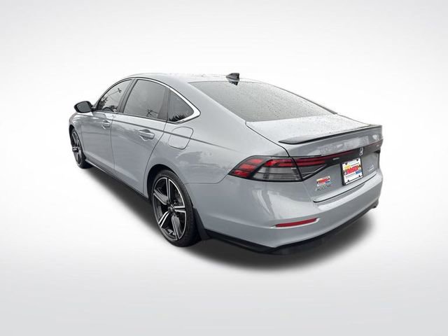 Used 2023 Honda Accord Sport image 3