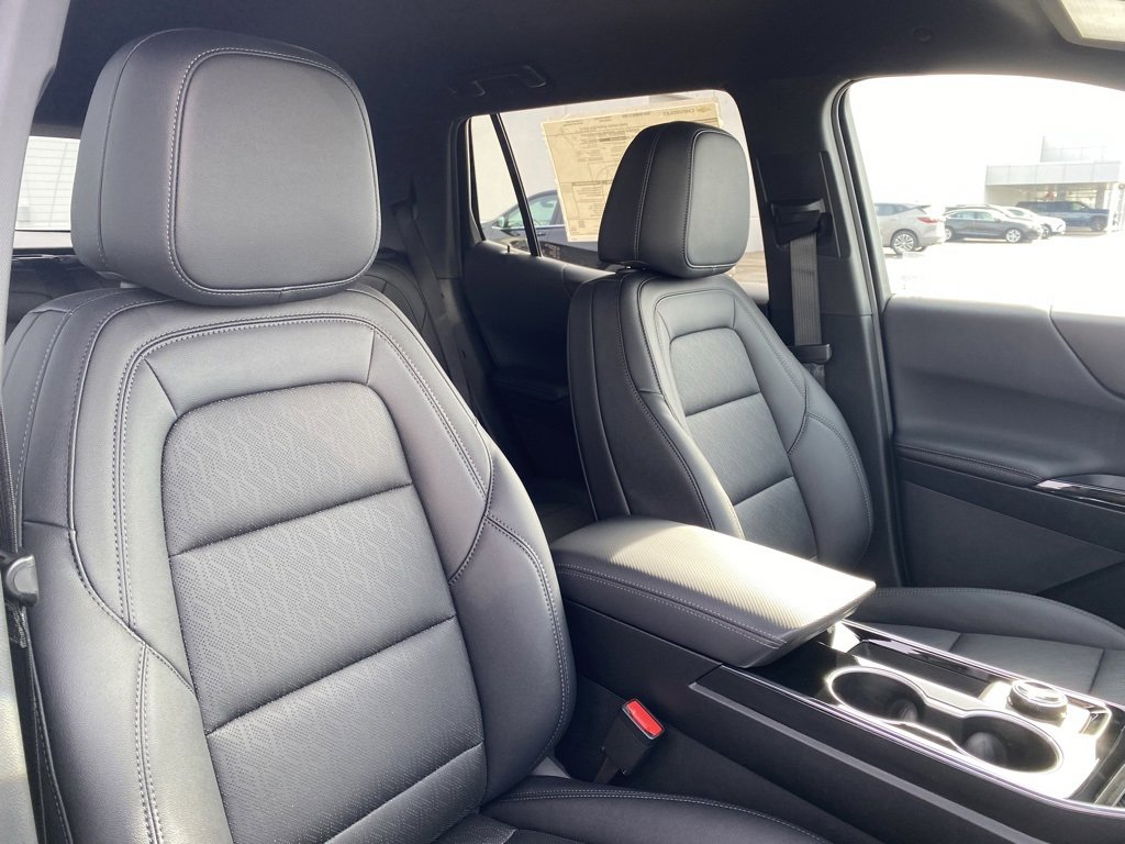 New 2026 Chevrolet Equinox LT w/ Convenience Package II image 19