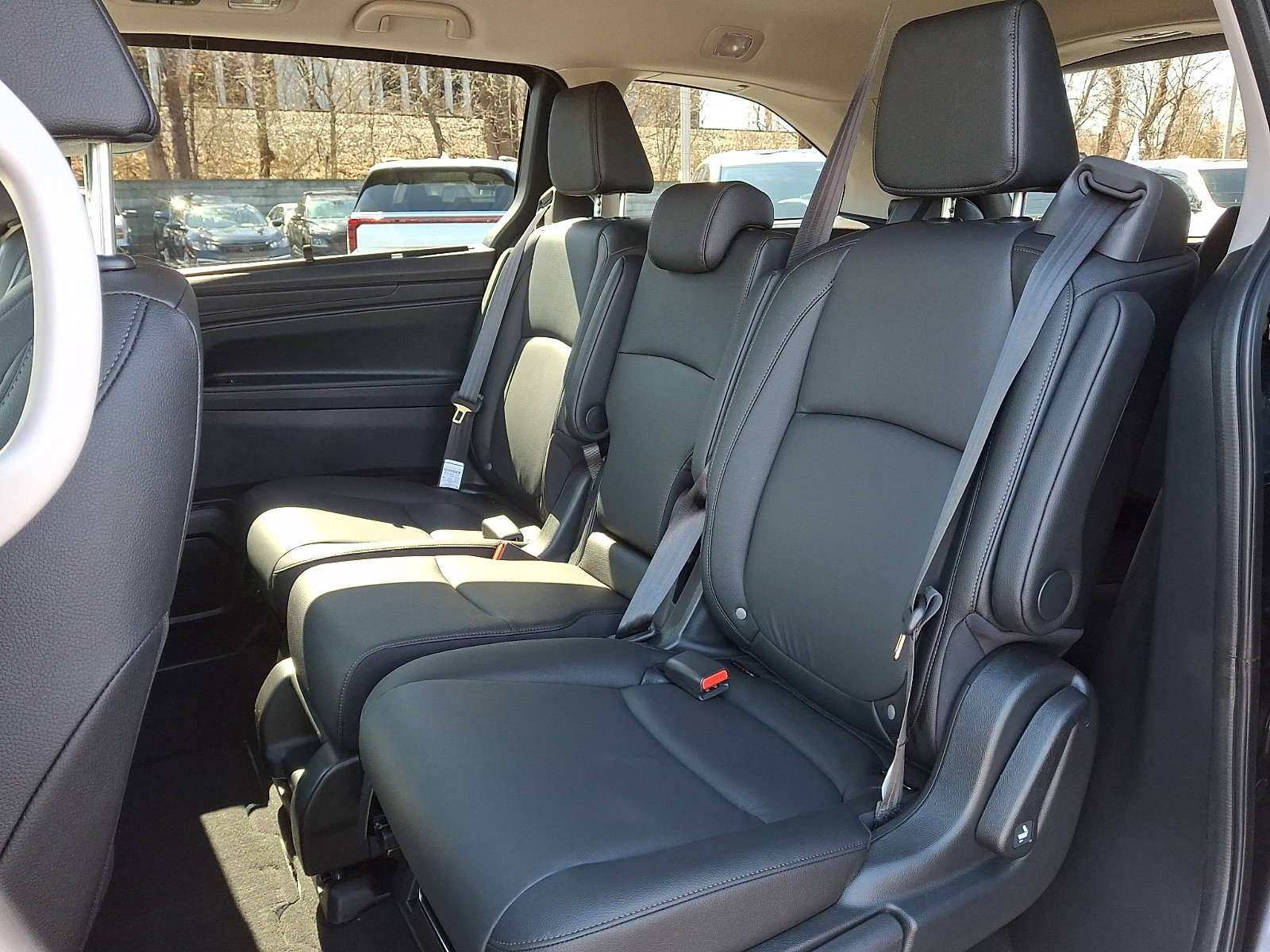 Certified 2026 Honda Odyssey EX-L image 9