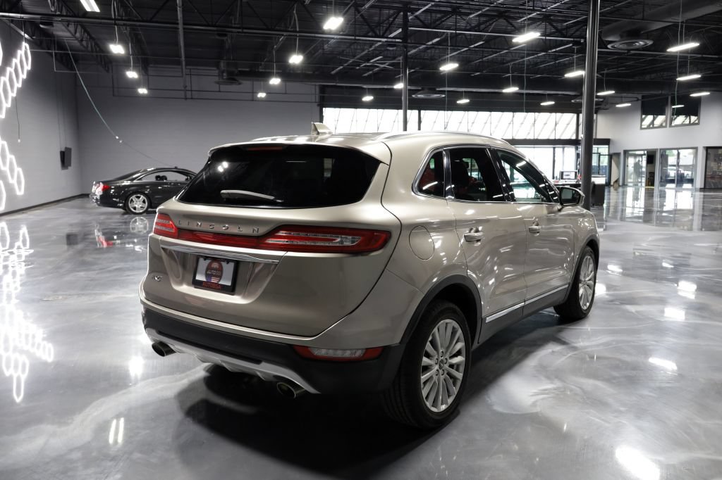 Used 2019 Lincoln MKC Premiere FWD image 7