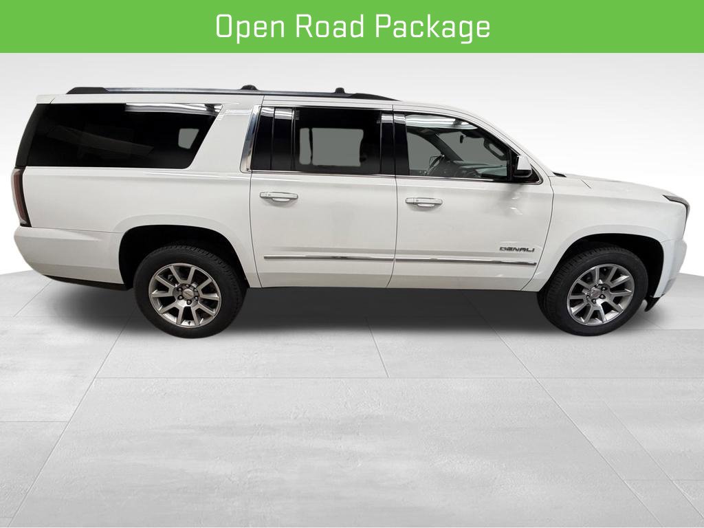 Certified 2020 GMC Yukon XL Denali w/ Open Road Package AWD/4WD image 9