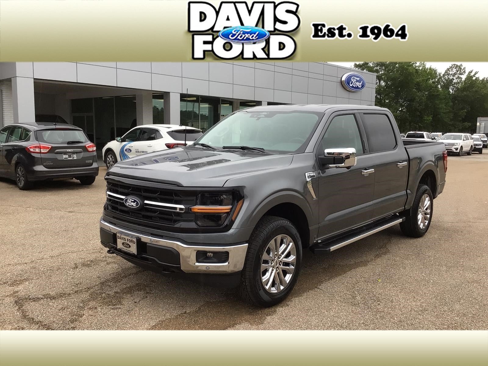 New 2026 Ford F150 XLT w/ Equipment Group 302A MID